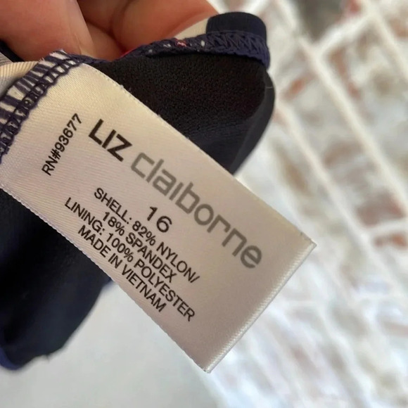 Liz Claiborne Navy White Red Circles Tankini Swim Top - Picture 7 of 8